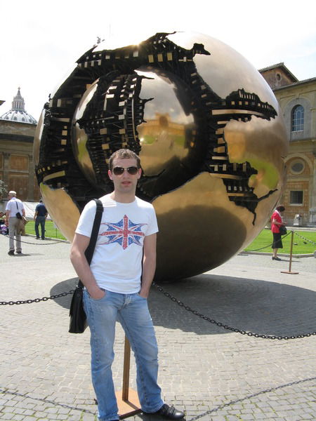 Артем Огородников