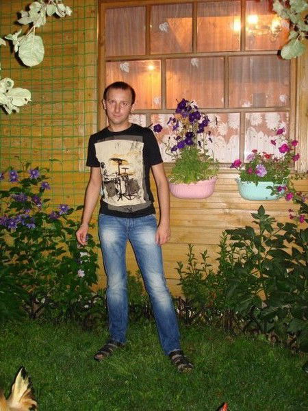 Антон Сазонов