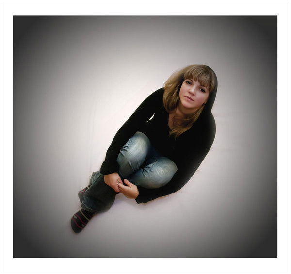 Оля Единович