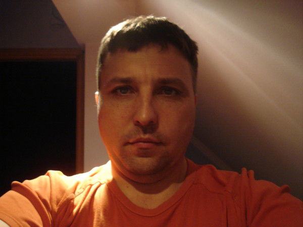 Виталий Иванов