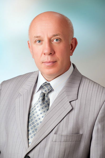 Виктор Романенко