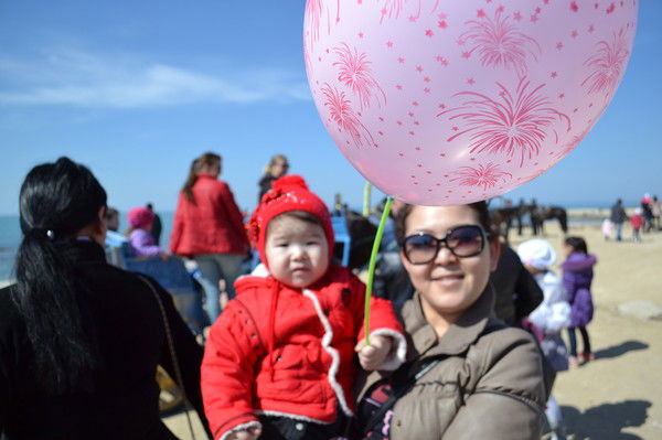 Лаура Акназарова