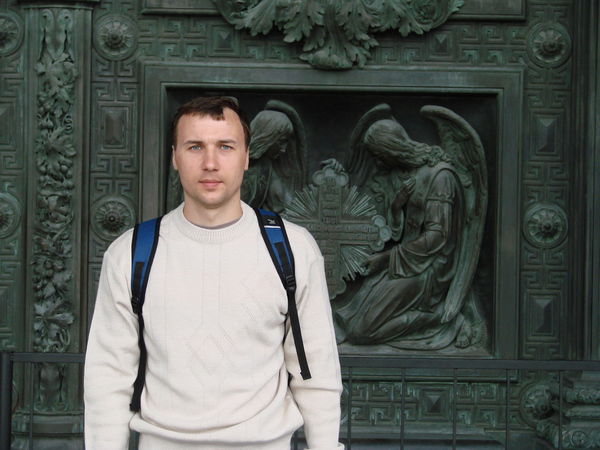 Павел Елисеенков