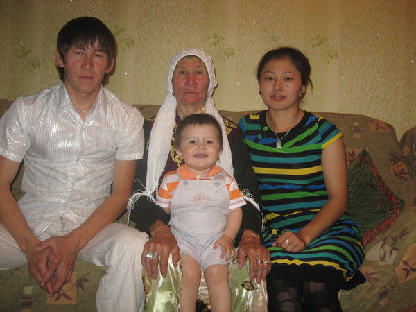 Муратхан Омей