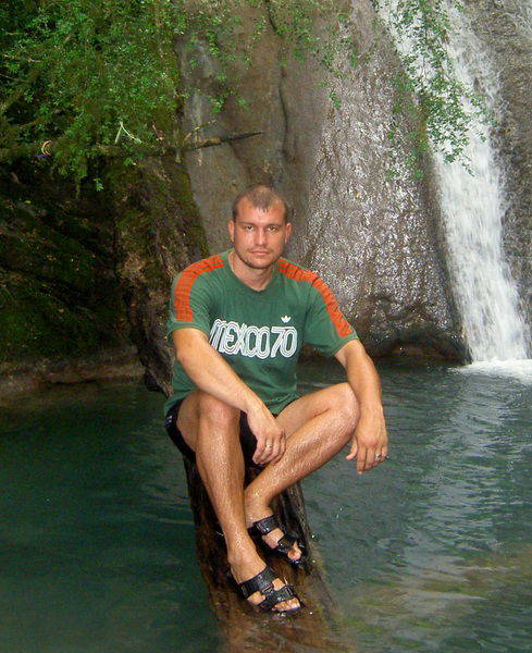 Евгений Зотов