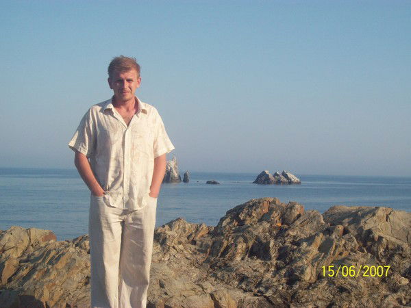 Александр Буркут