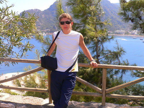 Денис Грибков