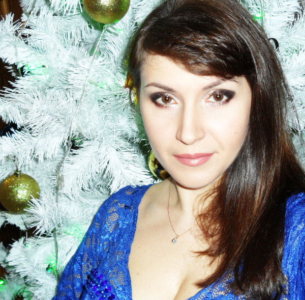 Лара Шадрова