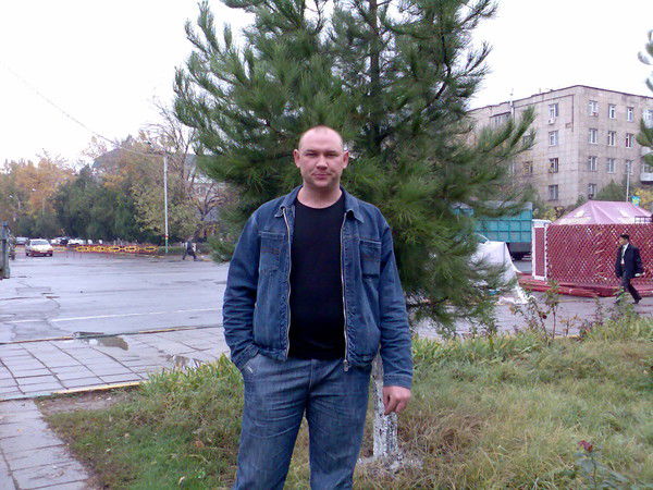 Евгений Иванов