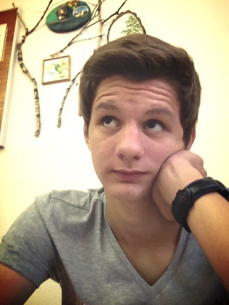 Данил Петре