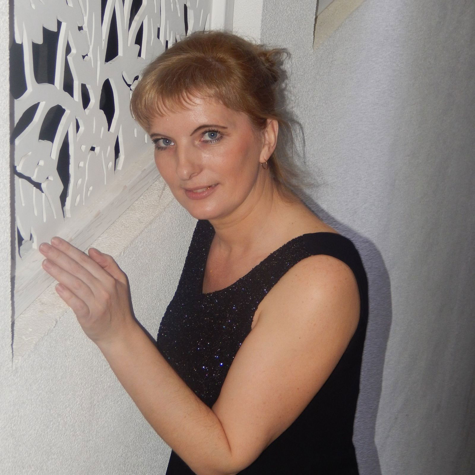 Людмила Перова