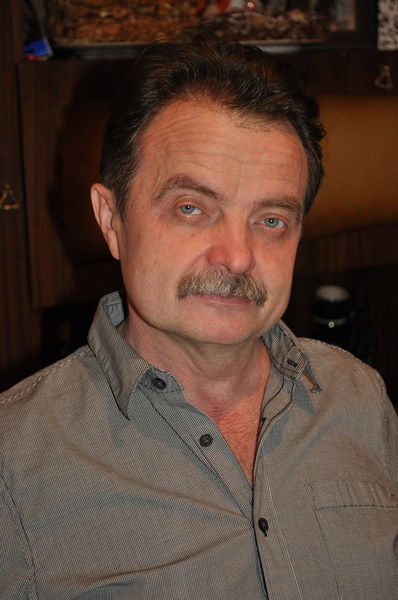 Анатолий Михайлов