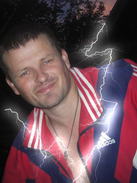 Саня Ухарский