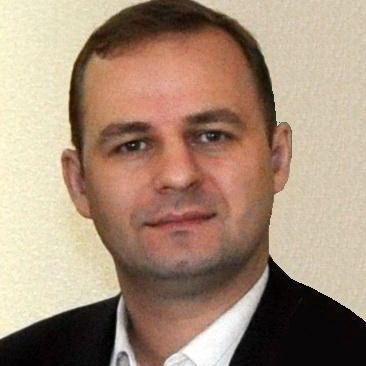 Павел Макаев