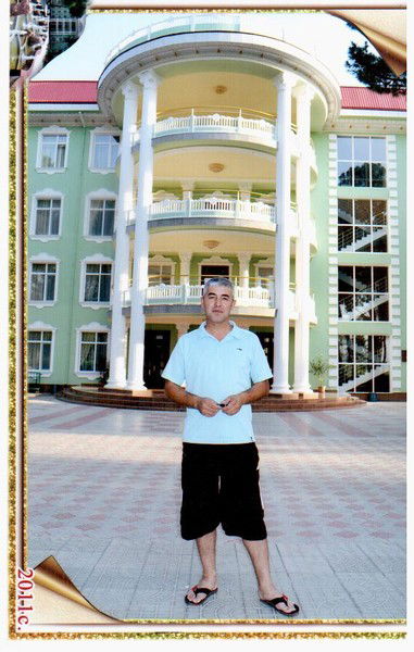 Рустам Умаров