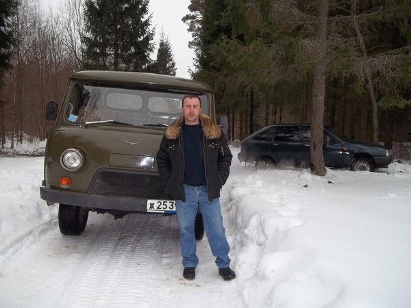 Алексей Иванов