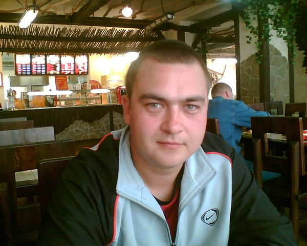 Дмитрий Яшков