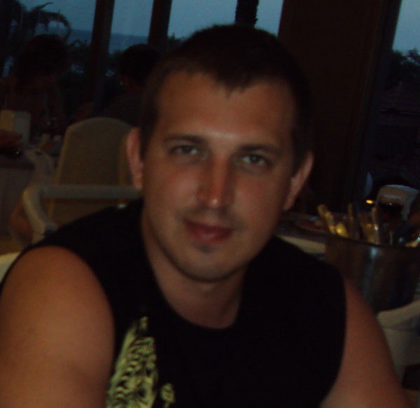 Денис Иванов