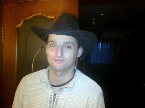 Евгений Колесников