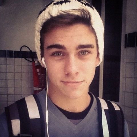 Ромиз Мамаджонов