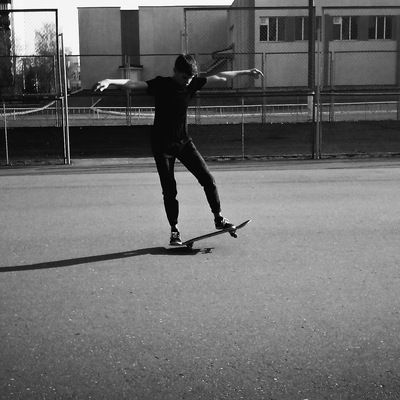 Максим Окулик