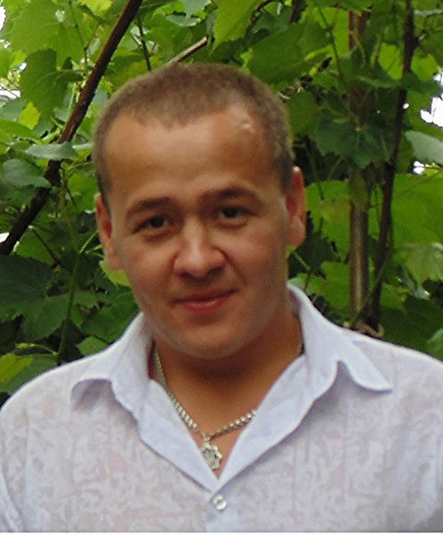 Амир Абузяров