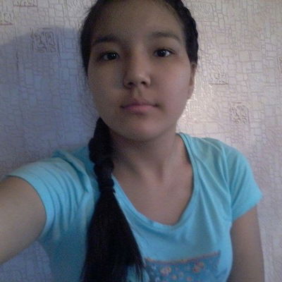 Айна Абельмажинова