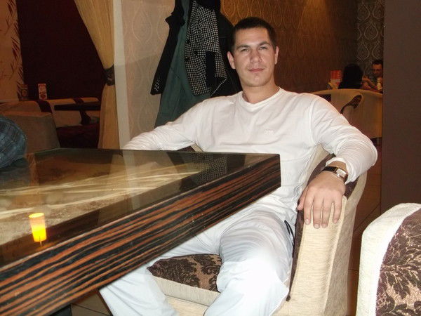 Андрей Карташов