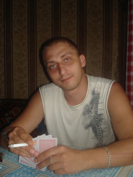 Неизвестно Неизвестно