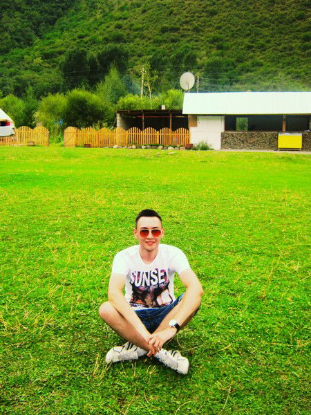 Максат Тезекбаев