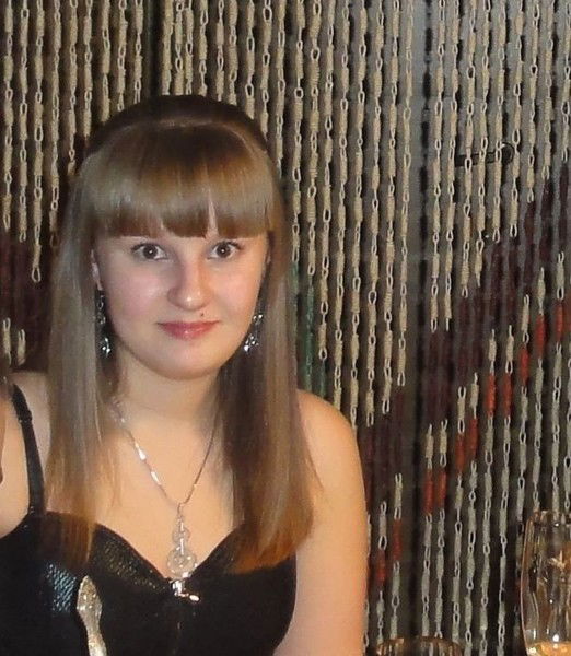 Анютка * * * * * * * *