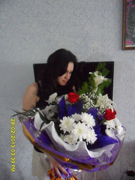 Индира Аминова