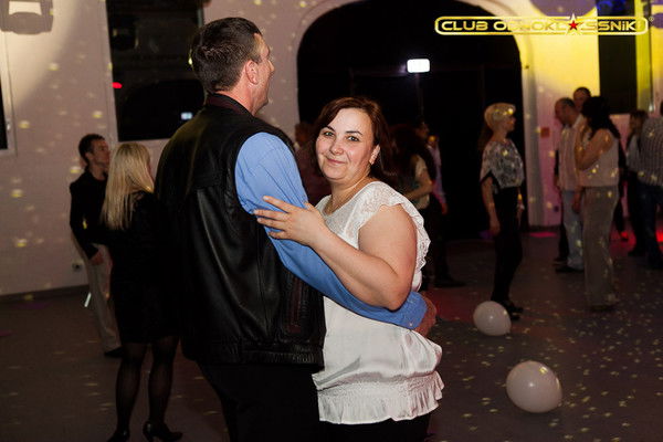 ***оленька*** 777