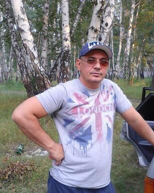 Дмитрий Акамов