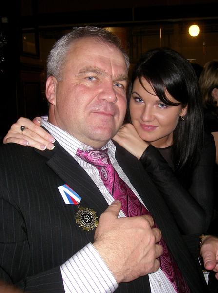 Александр Емельянов