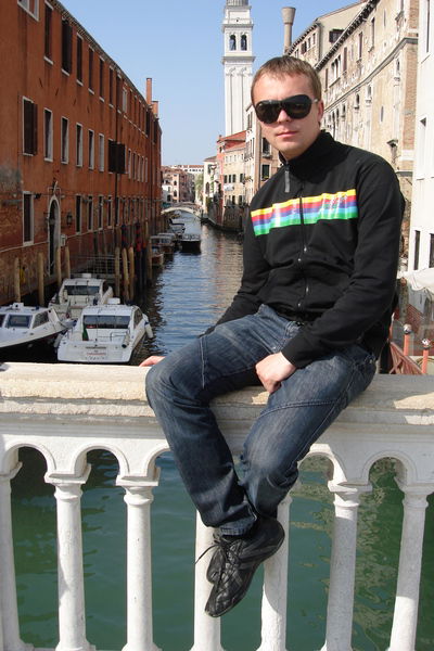 Неизвестно Неизвестно