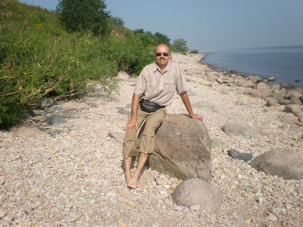 Юрий Лелютин