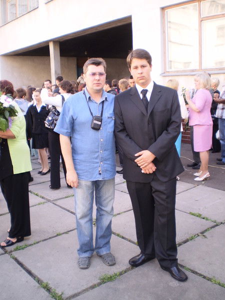 Юрий Овчаренко