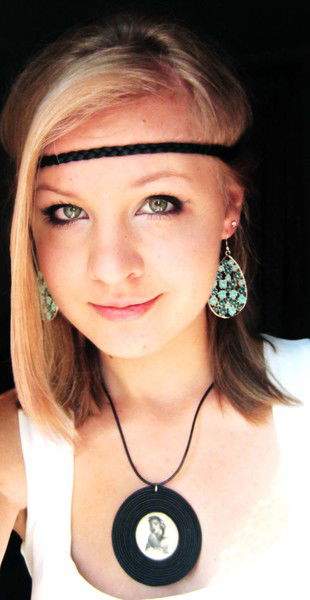 Олеся Саенко