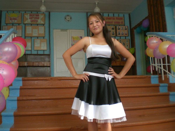 Ксения Айменова