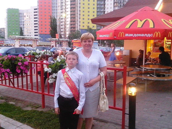 Лариса Амирова