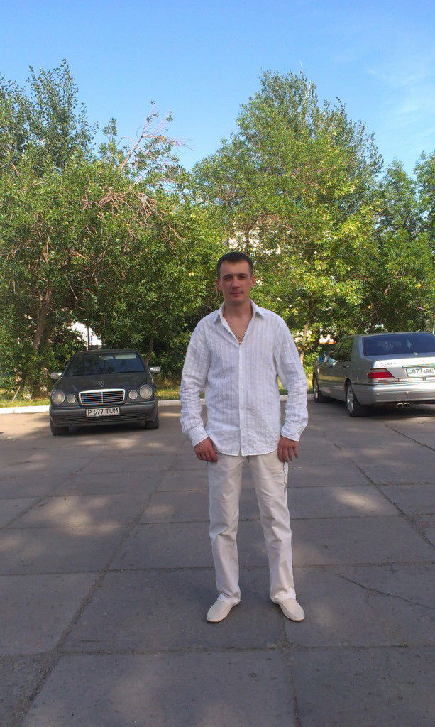 Виталий Иванов