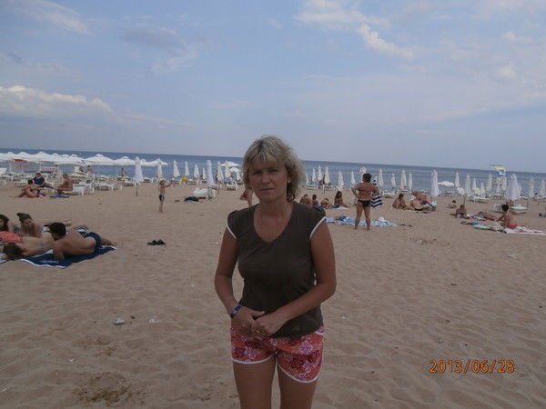 Лена Петрович