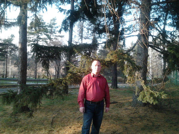 Виталий Иванов