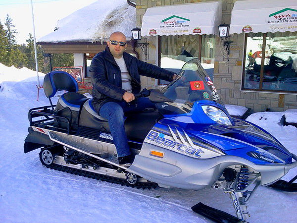 Николай Каневски