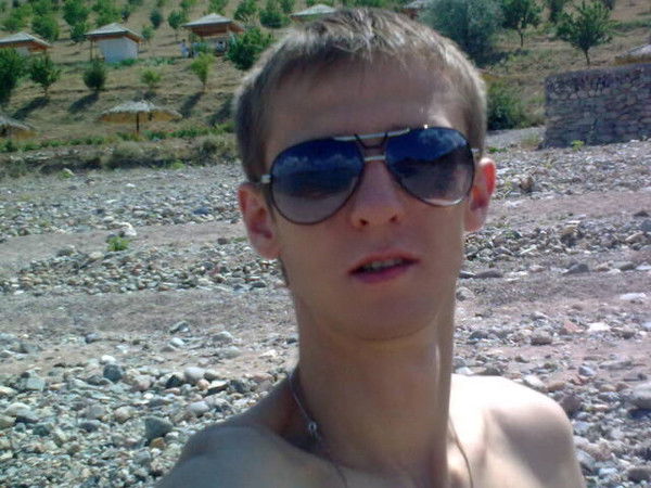 Александр Власов