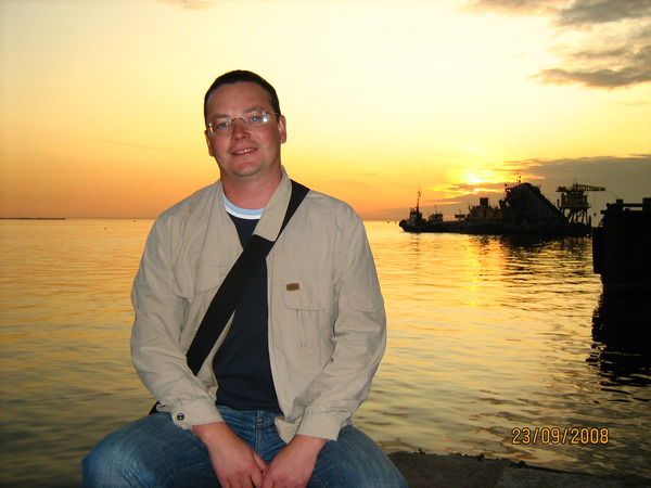 Александр Жуков