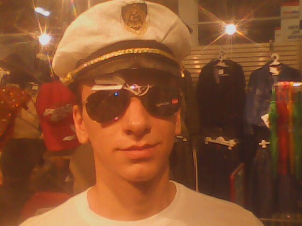 Антон Жовнеров