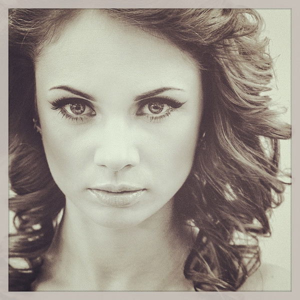 Александра Гребенникова