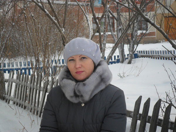 Елена Поповичева